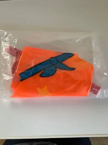 서던 올스타즈, 캐릭터용 오렌지 풍선, 개
