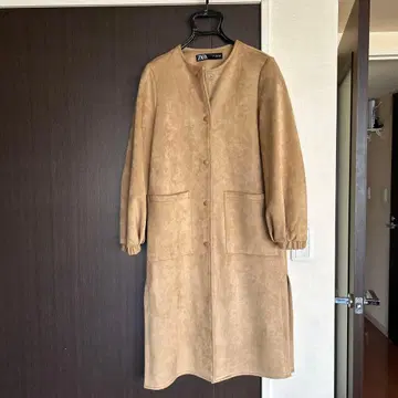 ZARA 페이크 스웨이드 코트