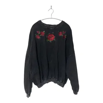 [ M ] Jouetie 쥬에티 맨투맨 풀오버 장미 자수 블랙