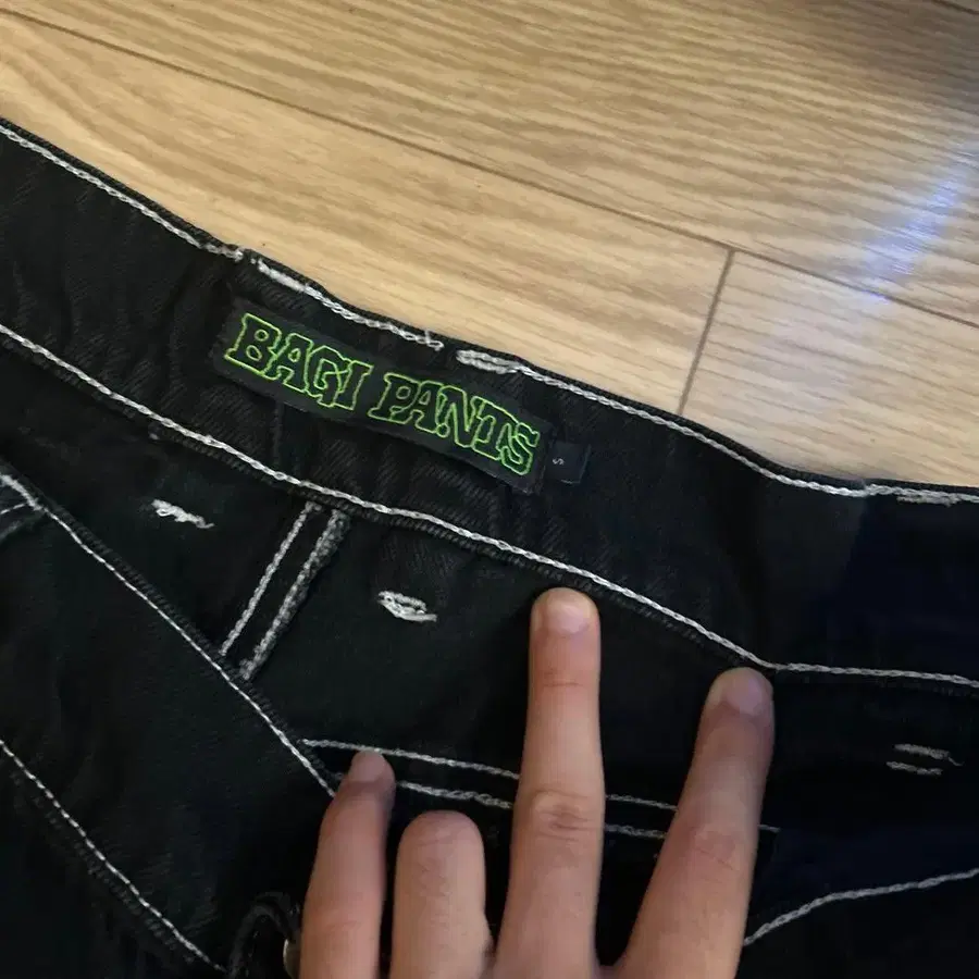 3번째 상품 이미지
