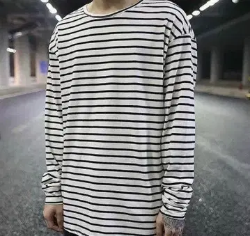 보더 긴팔