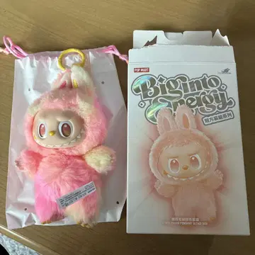 POP MART Big Into Yersey 봉제 인형