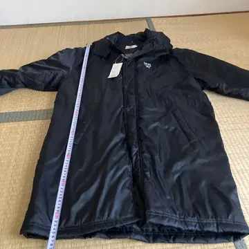 MCM 벤치 코트 블랙