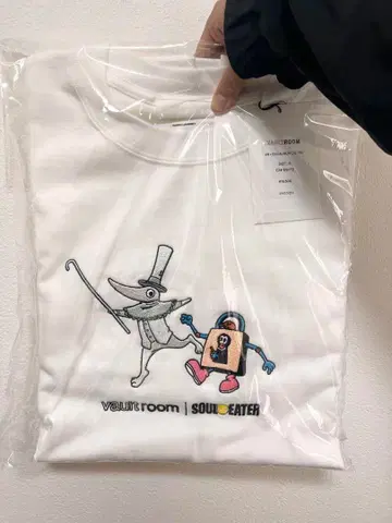 Vault Room x Soul Eater 서울 이터 셔츠