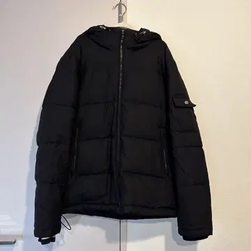 BEAMS 다운 자켓