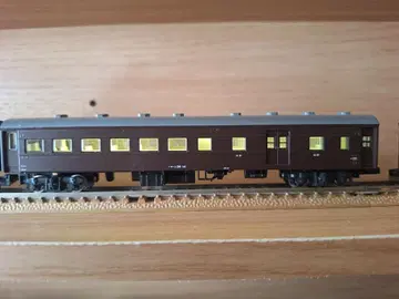 N 게이지 브라운 구형 여객차 실내 조명 테일라이트 포함