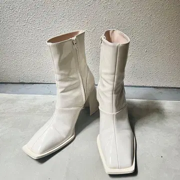 melt the lady enamel square short boots