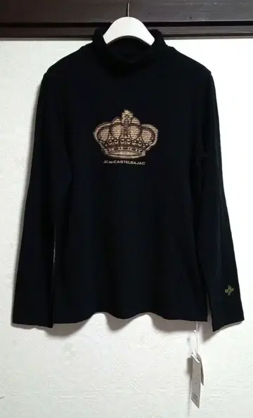 택 포함 새상품 CASTELBAJAC 왕관 프린트 하이넥 긴팔 티셔츠