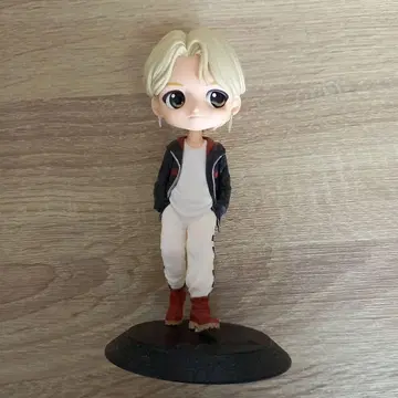 BTS 지민 피규어 컨디션 최상 Qposket