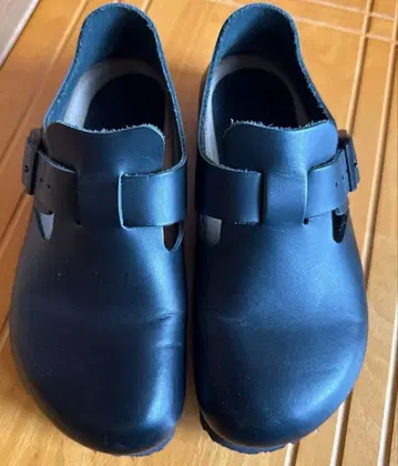 버켄스탁 런던 36 (23cm) 블랙 가죽