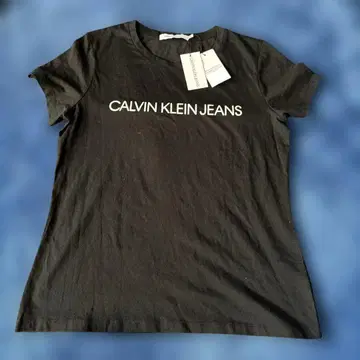 CALVIN KLEIN JEANS 티셔츠