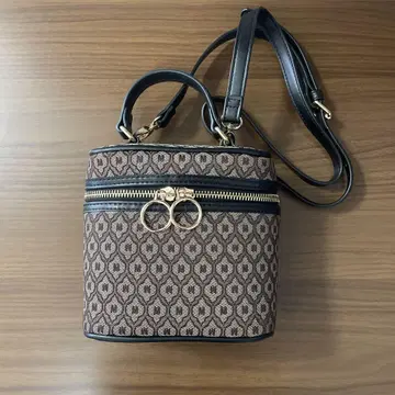 moussy 숄더백