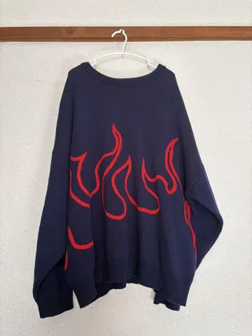 W.W.G 프레임 프린트 니트