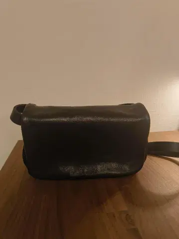 HERZ 헬츠 바디백