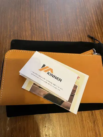 Kinner 오렌지 가죽 장지갑