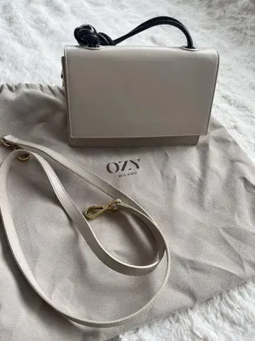 OZN MILANO 베이지 숄더백