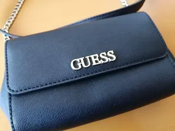 GUESS 숄더백 블랙