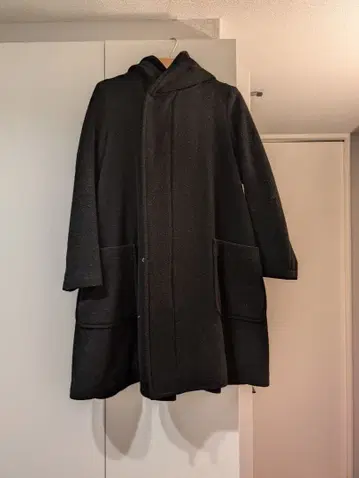 ZUCCa 후드 부착 울 코트