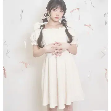 Honey Cinnamon 어깨 리본 스트레치 원피스