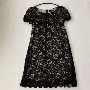 UNTITLED 블랙 레이스 무릎 기장 원피스 사이즈 2
