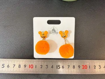 [ 미사용 새상품 ] WDW Disney 공식 미키 폼폼 할로윈 귀걸이