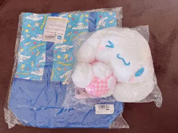 시나모롤 토트백과 봉제 인형 세트