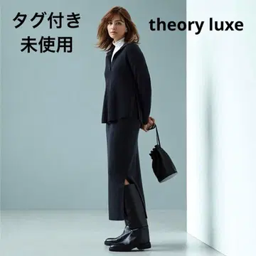 [ 택 포함 미사용 ] theory luxe 띠어리 럭스 니트 스커트 M