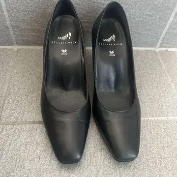 와코루 펌프스 3E