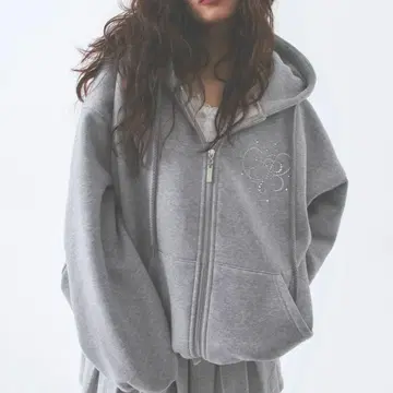 PELLICULE 후드티 그레이