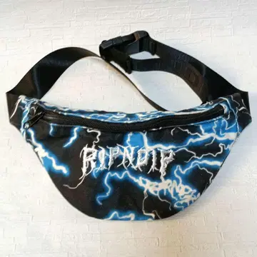 RIPNDIP 립앤딥 바디백 번개 무늬
