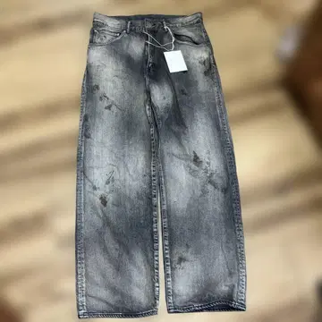 AGING BLACK DENIM STRAIGHT 5P PANTS