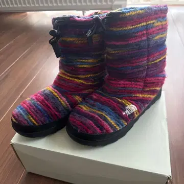 THE NORTH FACE 멀티 컬러 부츠
