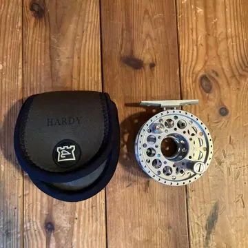 HARDY MARKSMAN 3/4 마크스맨 플라이 릴