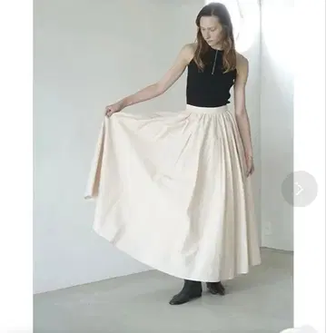 CLANE VOLUME MAXI SKIRT ( PINK )