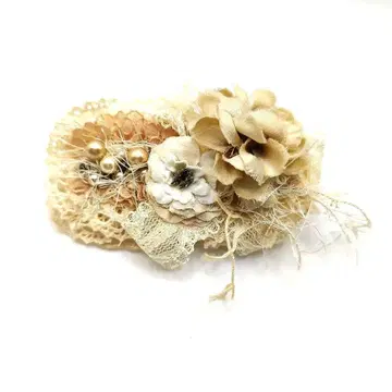 une petite robe 바레타 헤어 클립 앤티크 레이스