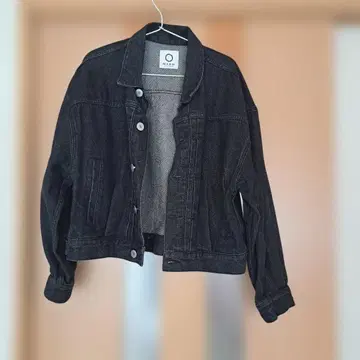 MARW 블랙 데님 자켓