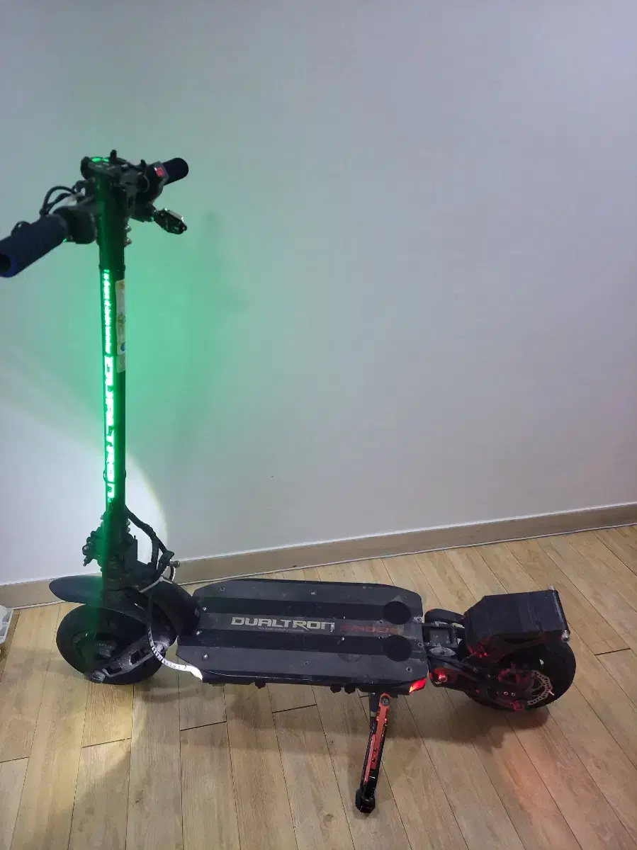 Dualtron Spyder1 electric scooter on Bunjang Global Site.