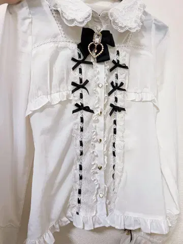 LIZLISA 백셔링 블라우스