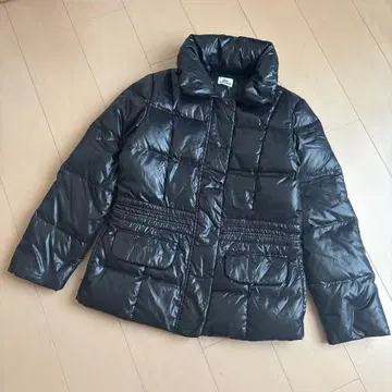 LACOSTE 블랙 다운 자켓