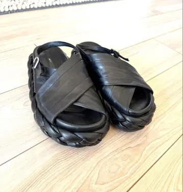 Ph7+  뜨개질 통굽 가죽 샌들 블랙