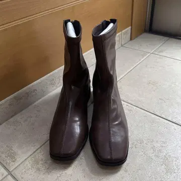 스퀘어토 숏부츠