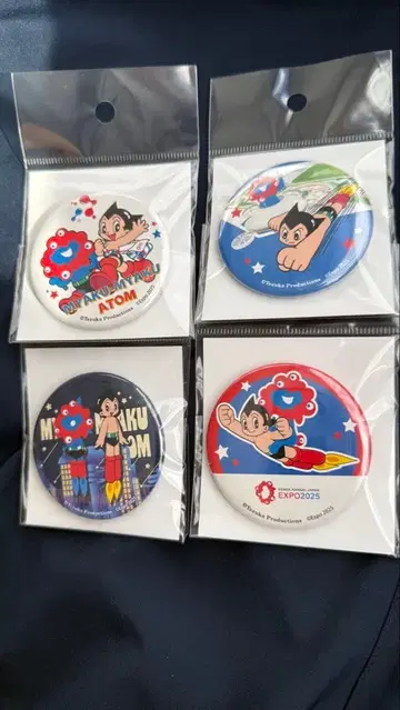 만박 미야쿠미야쿠 아톰 4개 세트 캔 배지