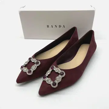 RANDA 비쥬 버클 펌프스 42623