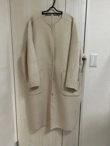 베이지 롱 코트