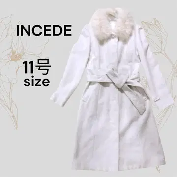 새상품 INCEDE 인시드 퍼 카라 부착 화이트 롱 코트 11호
