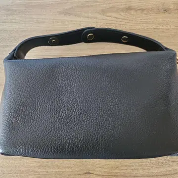 AULENTTI 체인 백