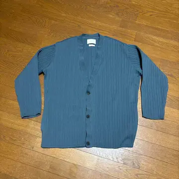 YOKE 플리츠 가디건 사이즈 2