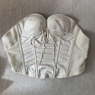 [새상품급] BRIDAL BEAUTE 백 리스 뷔스티에 C65