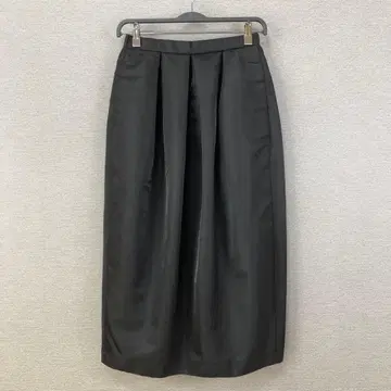 ella cocoon satin memory skirt 블랙