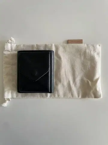 Hender Scheme 블랙 3단 폴더형 지갑